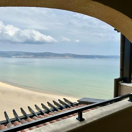 Aparthotel Oazis Vip Club