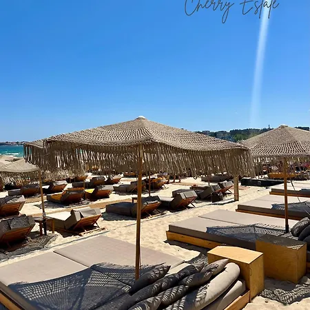 Oazis Vip Club Apart-hotel 3*