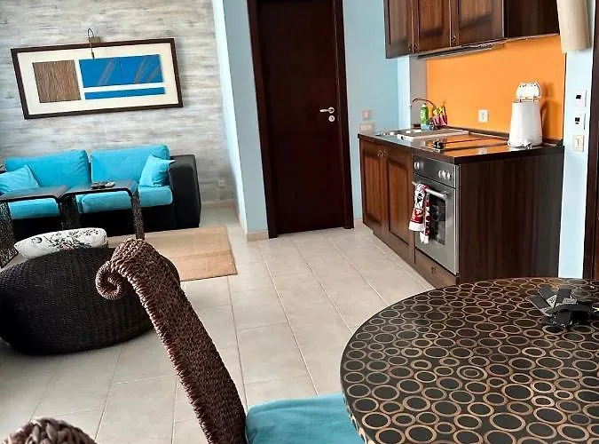 Oazis Vip Club Apartmanhotel Napospart