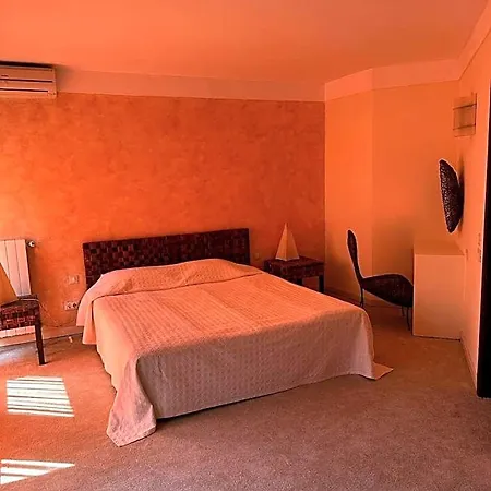 Oazis Vip Club Aparthotel