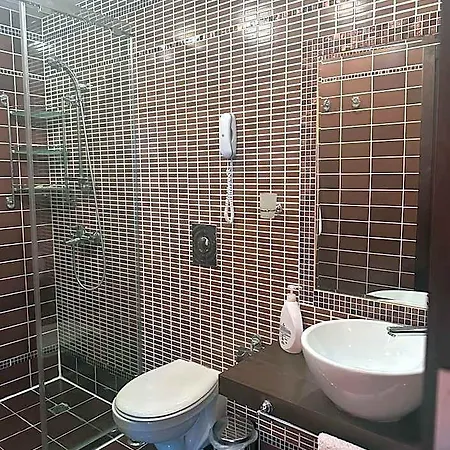 Oazis Vip Club Aparthotel 3*