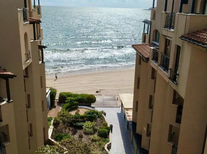 Oazis Vip Club Ξενοδοχείο με διαμερίσματα Σάνι Μπιτς