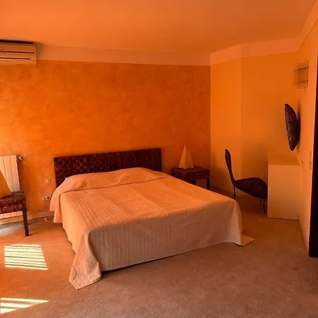 Lägenhetshotell Oazis Vip Club 3*